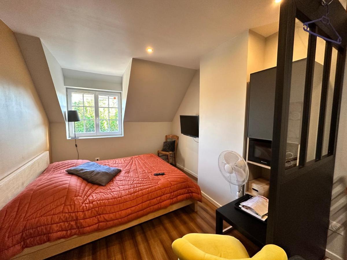 Chambre Chez Alain Et Armelle Avoine Exterior photo